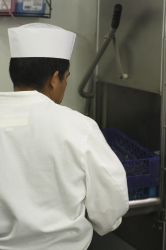 restaurant dishwasher