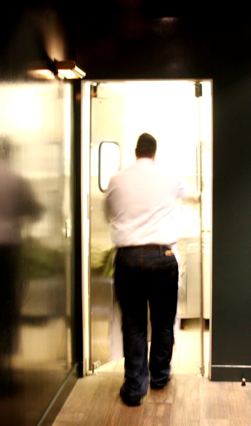 waiting for the door restaurant blog, food woolf, project food blog