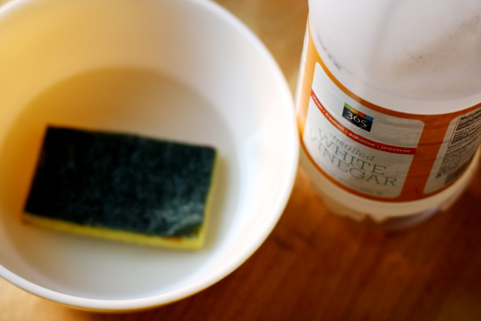 A green way to clean your kitchen sponges.