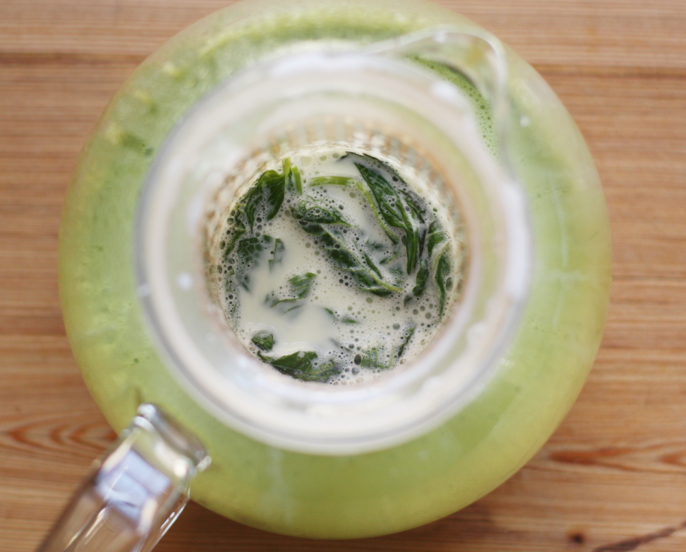 Steeping the mint leaves in the warm milk can extract more mint flavor